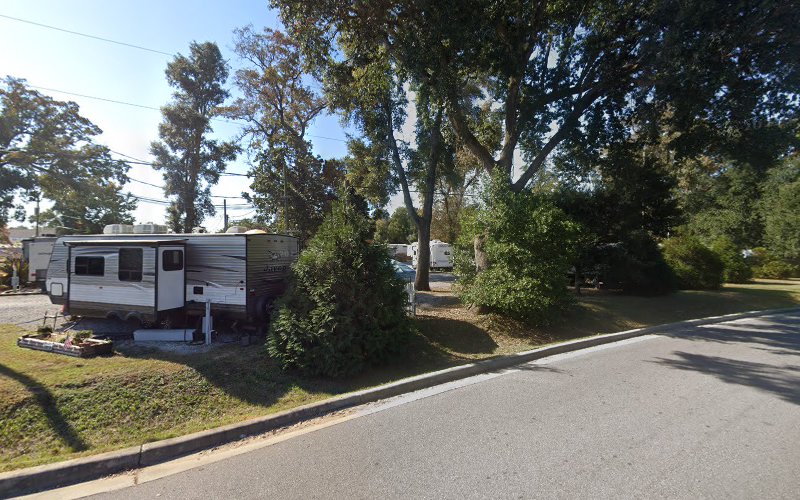 Three Wheelz Better LLC in Pensacola, Florida